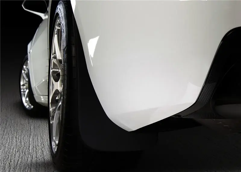 Premium Husky Liners 99-06 GM Silverado/Sierra/Suburban/Tahoe/Yukon Custom-Molded Rear Mud Guard (w/oFlares)