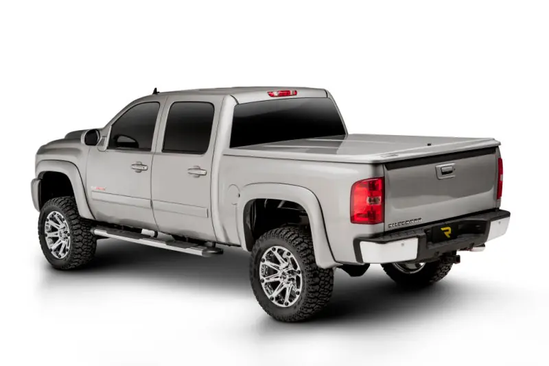 Luxury UnderCover 15-18 Chevy Colorado/GMC Canyon 6ft Lux Bed Cover - Cyber Grey