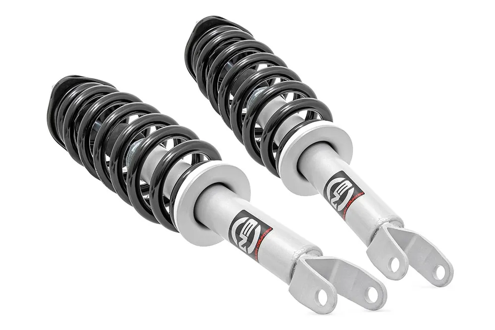 Low Price Rough Country 2.5 in. Leveling Kit, Loaded Strut for Ram 1500 4WD - 501025