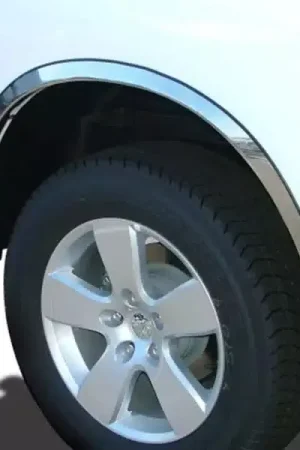 ICI Stainless Steel Fender Trim DOD022 | RealTruck Don’t Miss Out