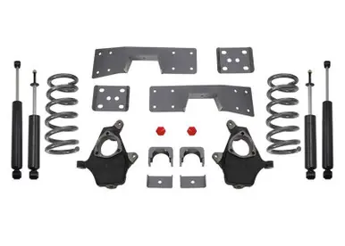 MaxTrac 99-06 GM C1500 2WD V8 4in/6in Lowering Spindle Kit - K330946-8 Factory Price